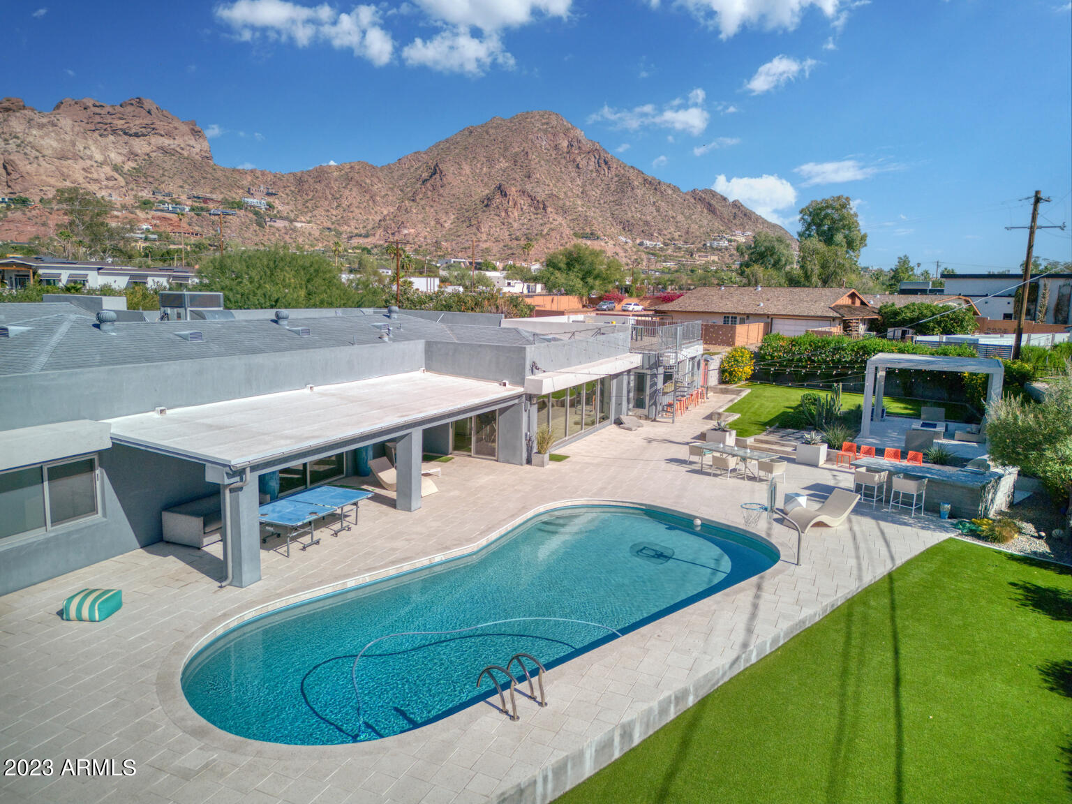 DEL RAY ESTATES - Residential