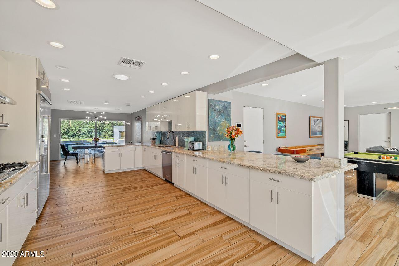 DEL RAY ESTATES - Residential