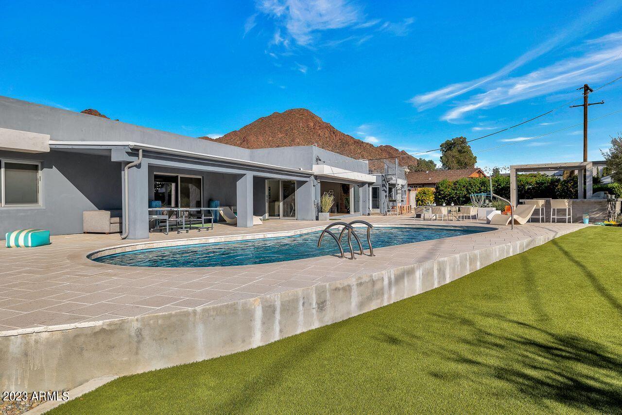 DEL RAY ESTATES - Residential