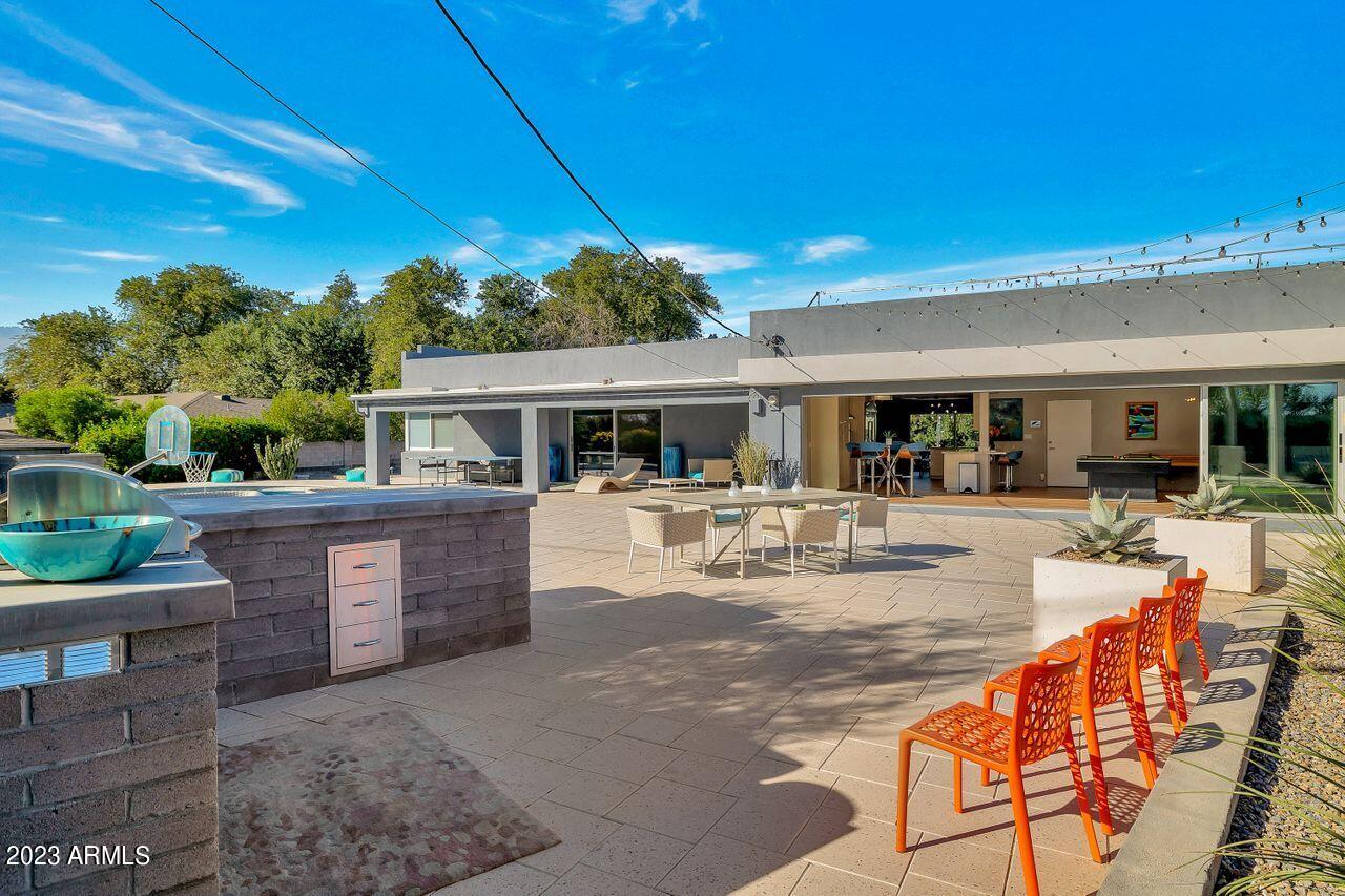 DEL RAY ESTATES - Residential