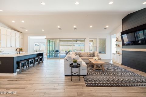 4553 S RASTER -- Mesa AZ 85212