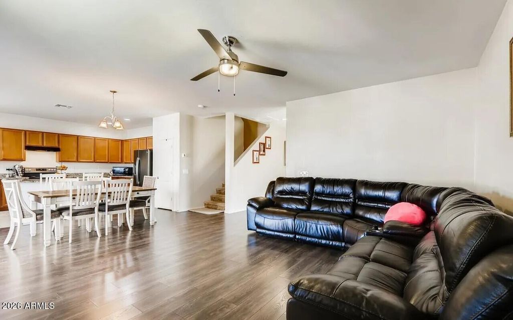 Photo of 6144 W Freeway Lane, Glendale, AZ 85302 (MLS # 6993333)