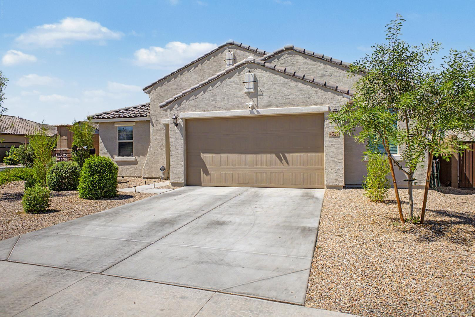 4329 W Nora Drive