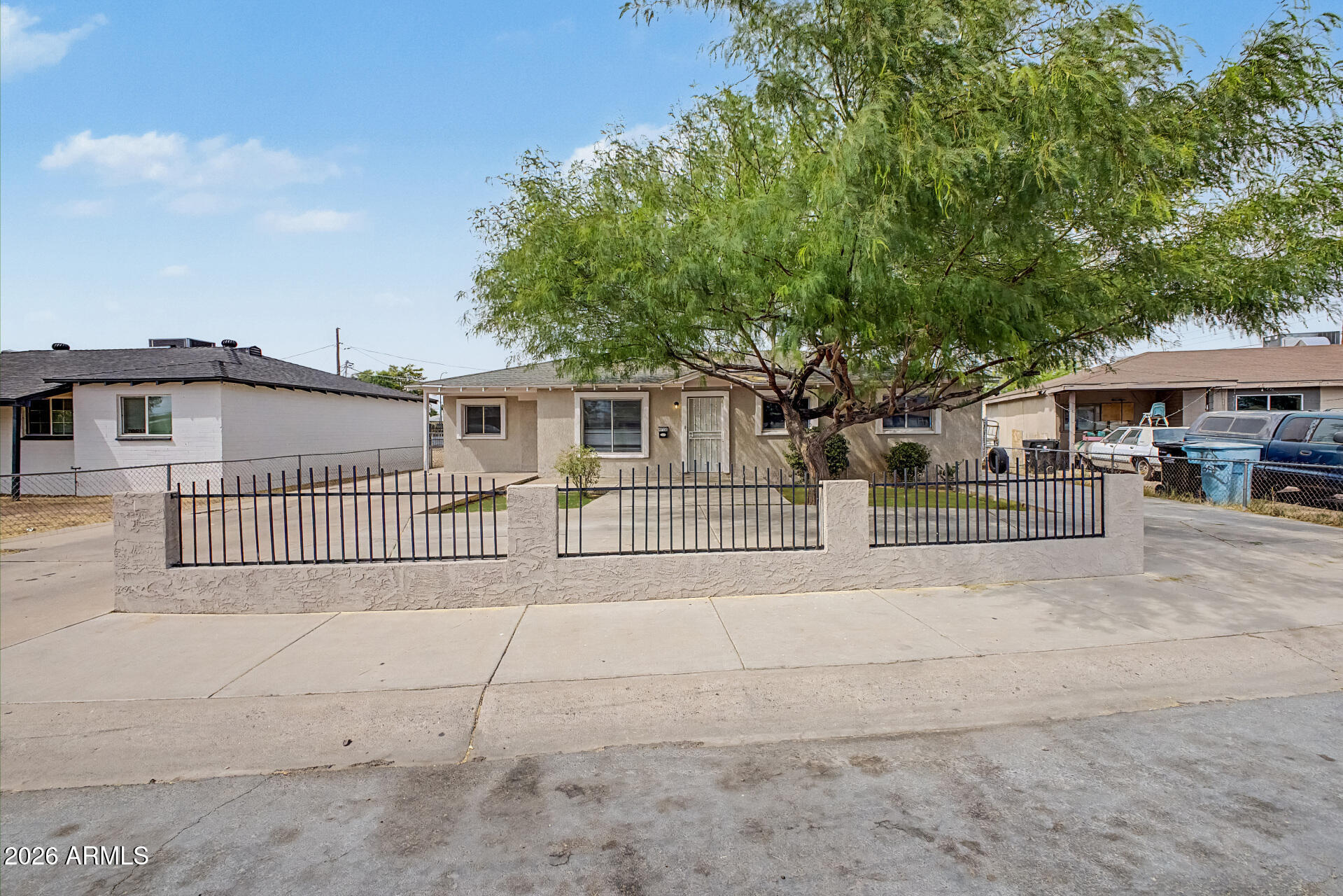 4720 W MONTEROSA Street