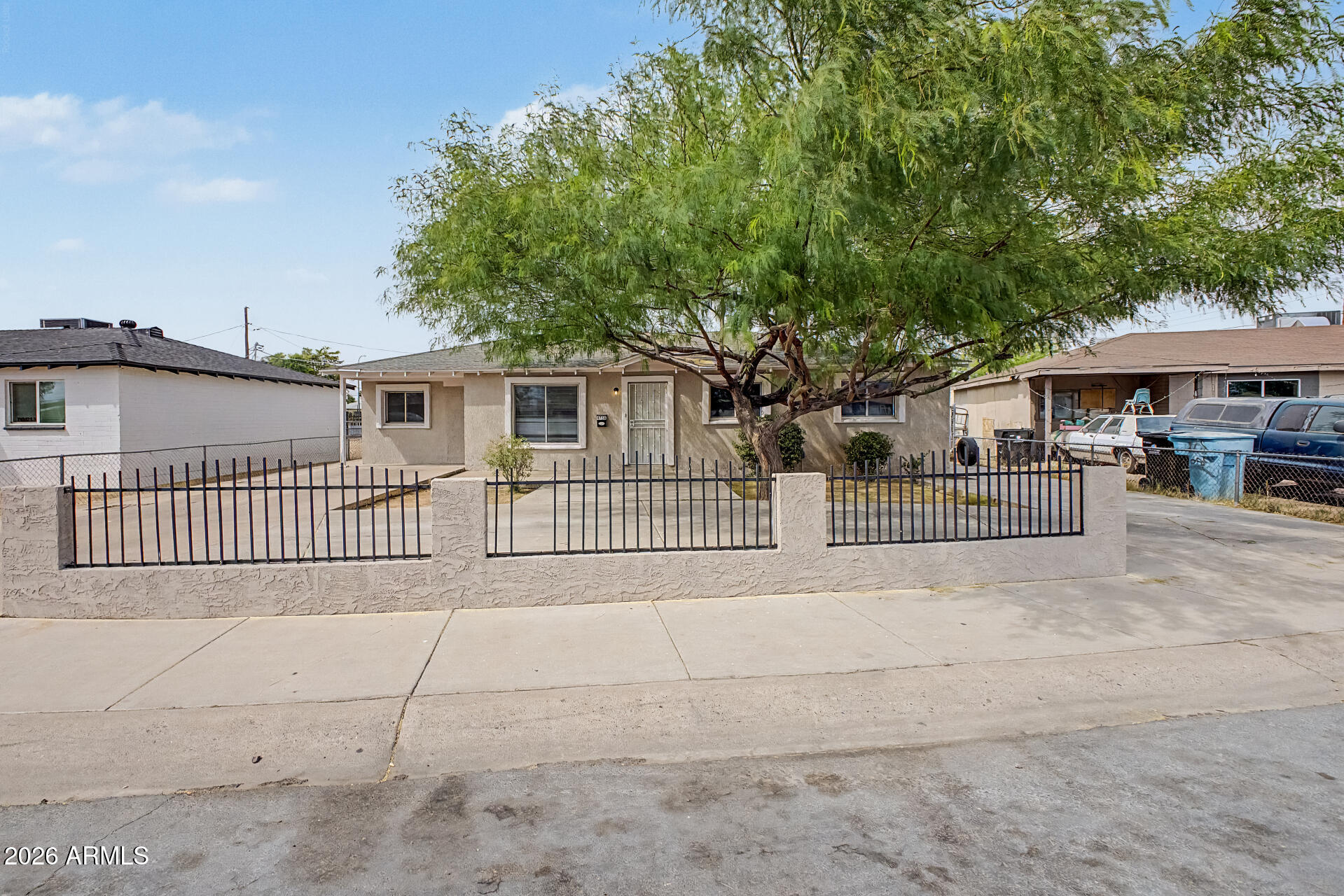 4720 W MONTEROSA Street