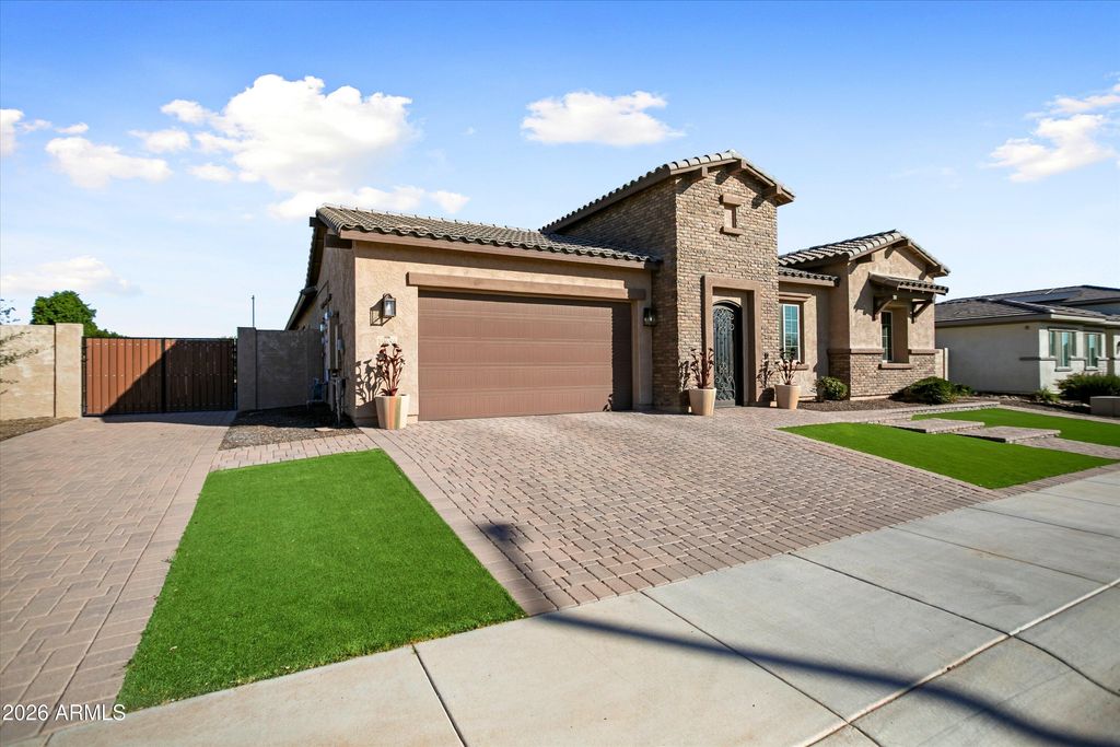 Photo of 19686 W Mulberry Drive, Buckeye, AZ 85396 (MLS # 6977734)