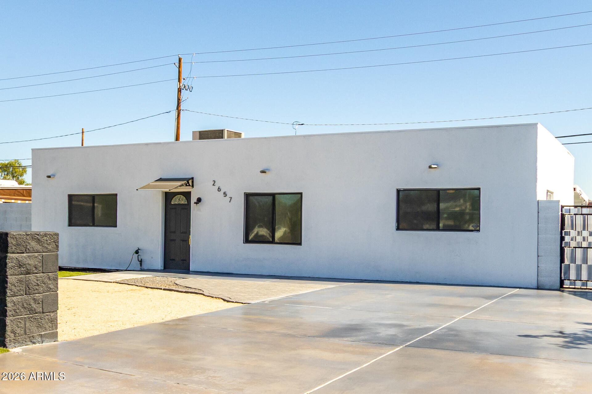 2657 N 71ST Place