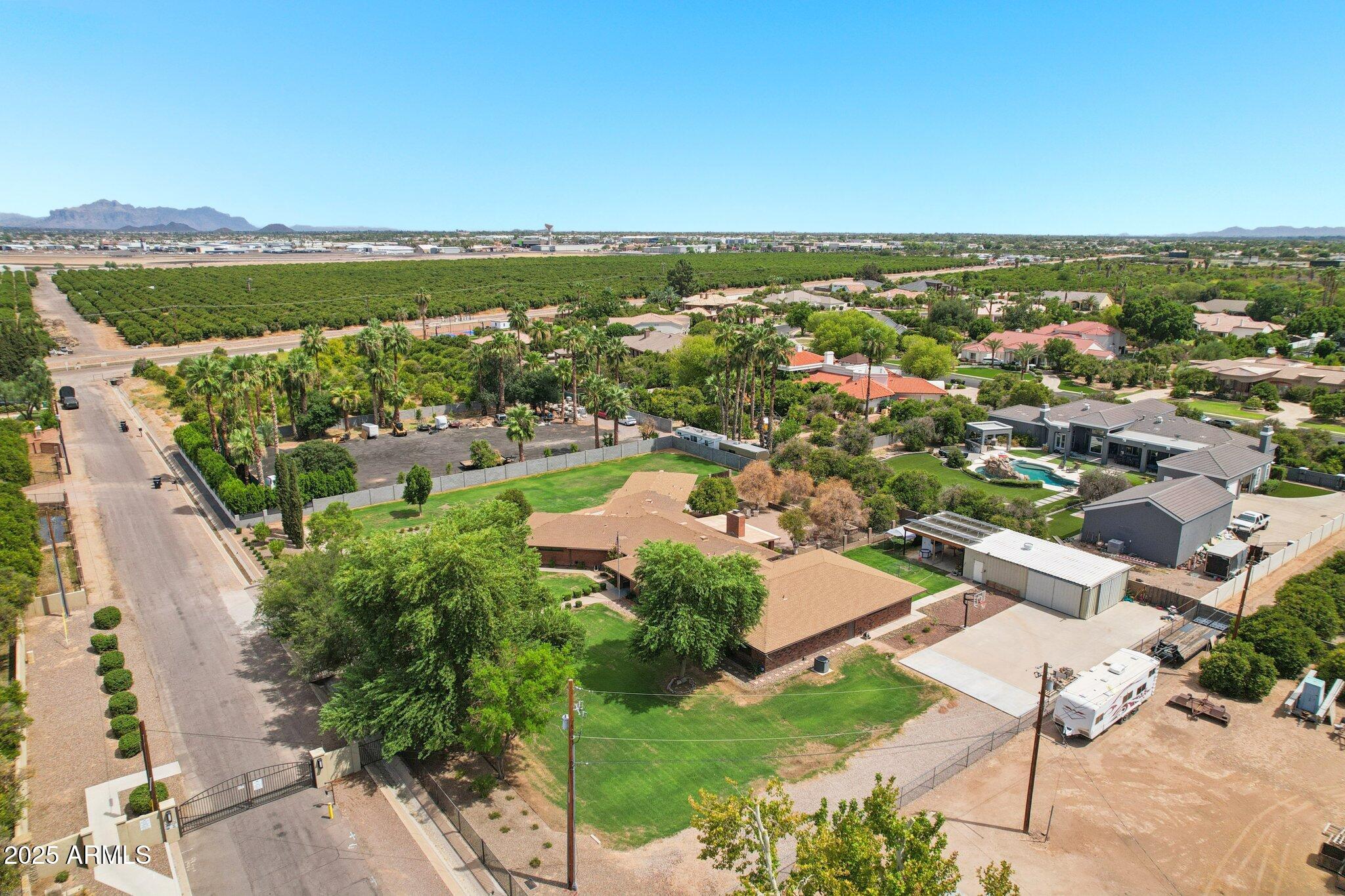 4041 E HERMOSA VISTA Drive