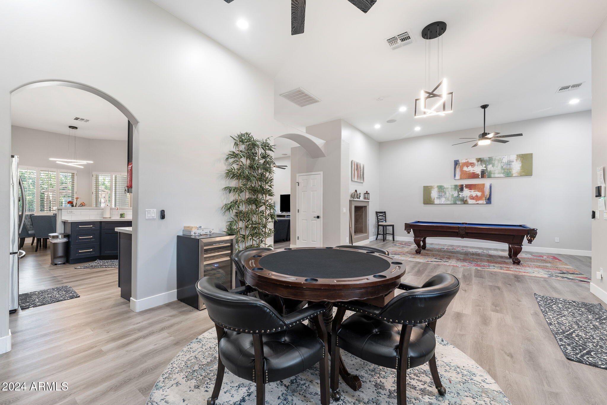 1920 E AURELIUS Avenue