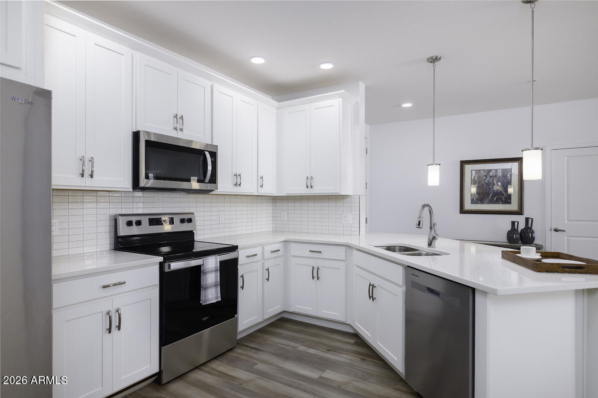 2511 W QUEEN CREEK Road 380