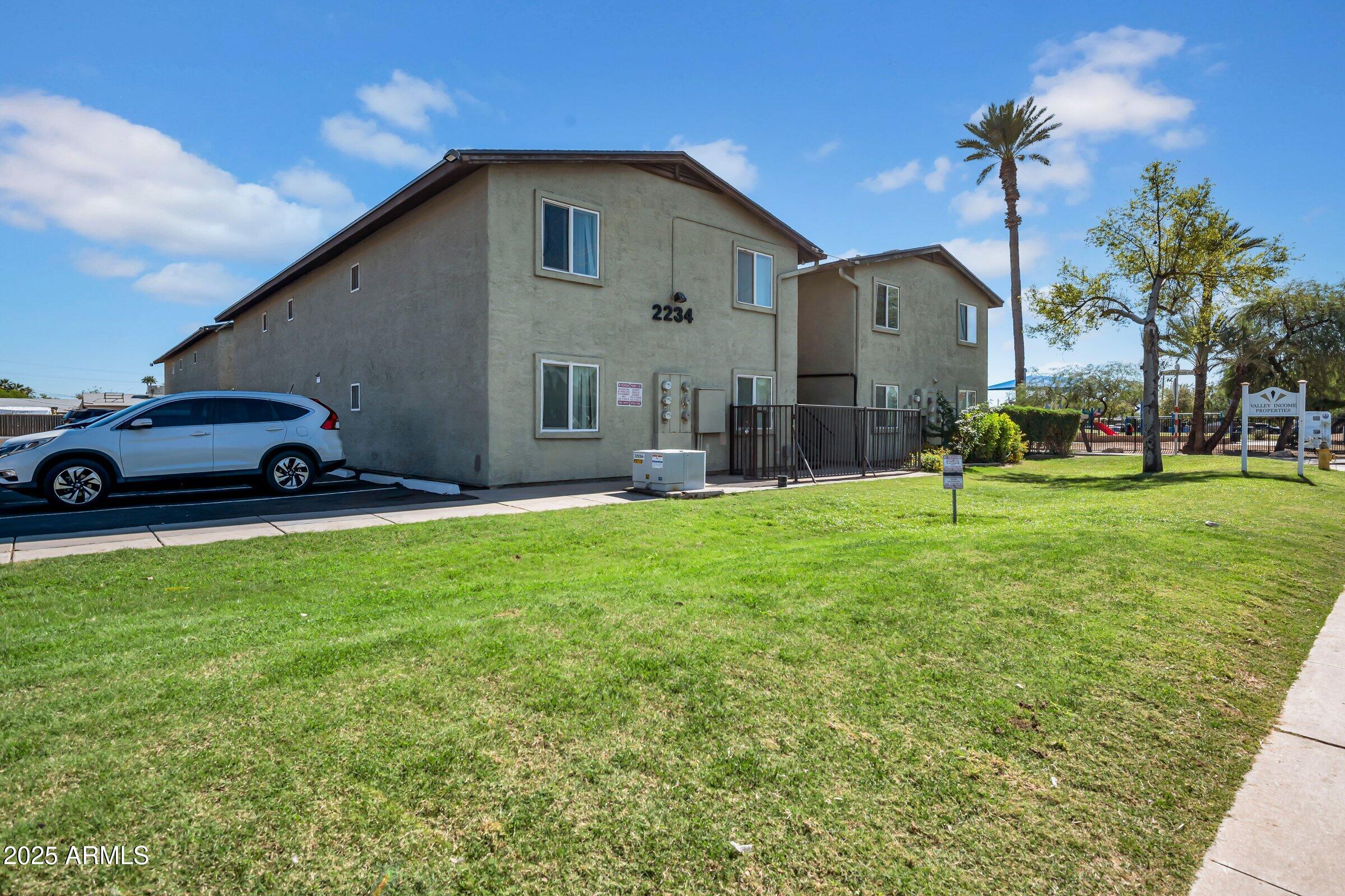 ROWLETT MANOR LOT 1 - Residential Income