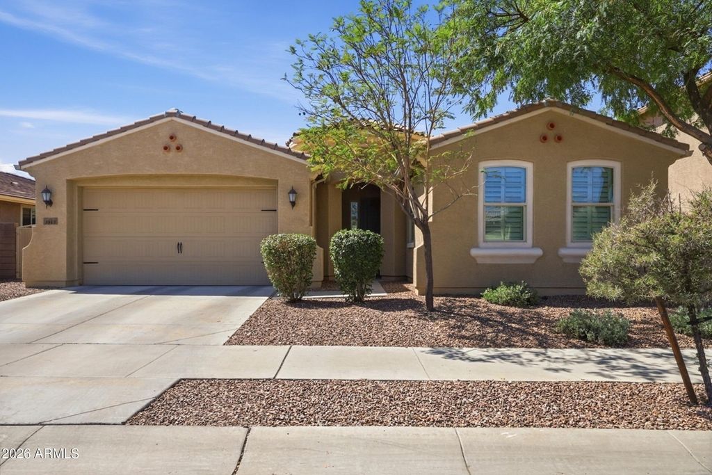 Photo of 8963 W Seldon Lane, Peoria, AZ 85345 (MLS # 7017500)