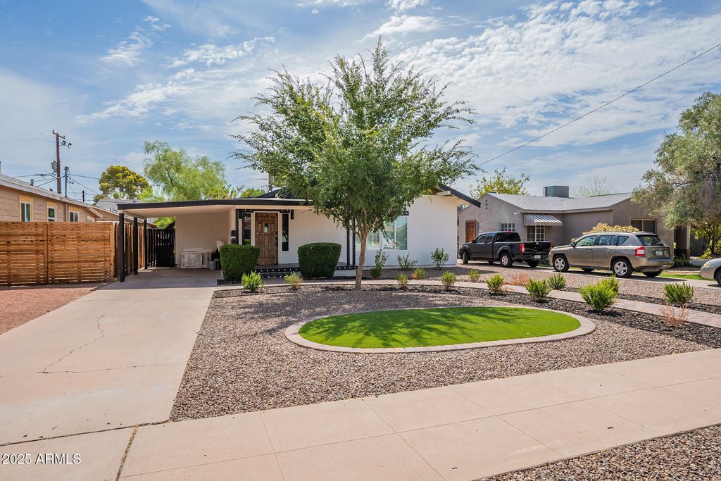 Photo of 291 N Washington Street, Chandler, AZ 85225 (MLS # 6970720)