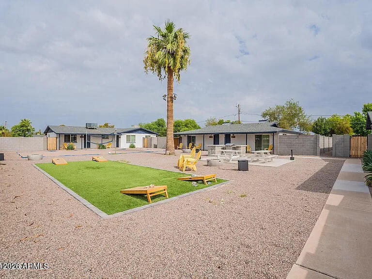 1212 E Tempe Drive