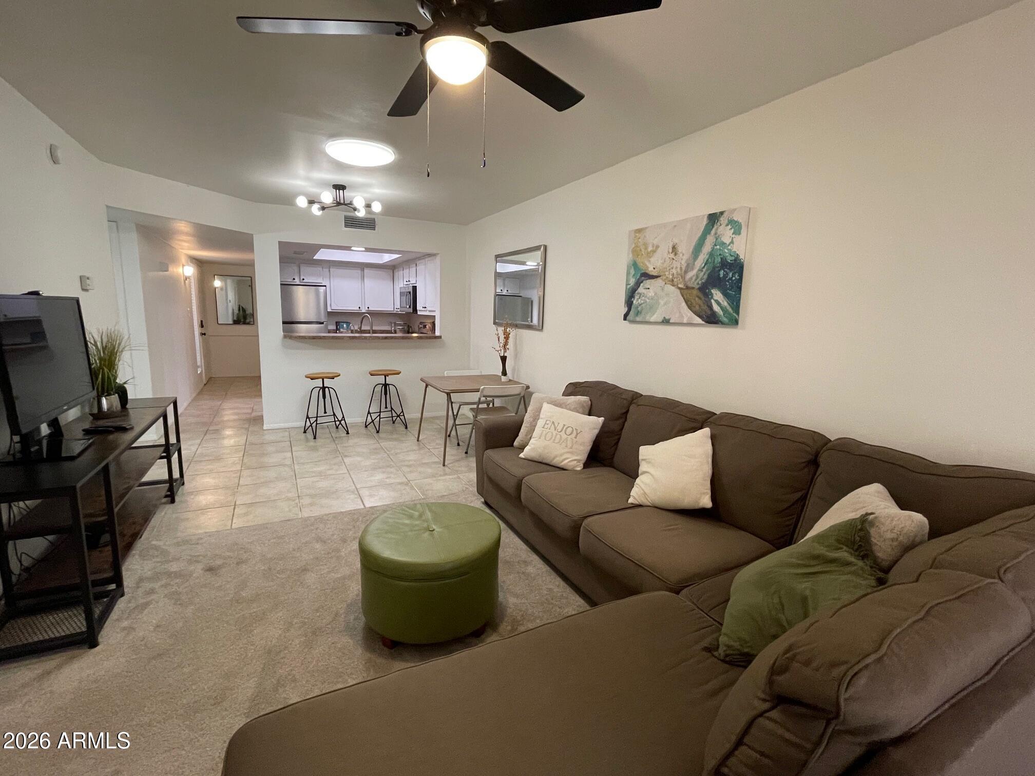 Properties 3 704 W 14TH Street