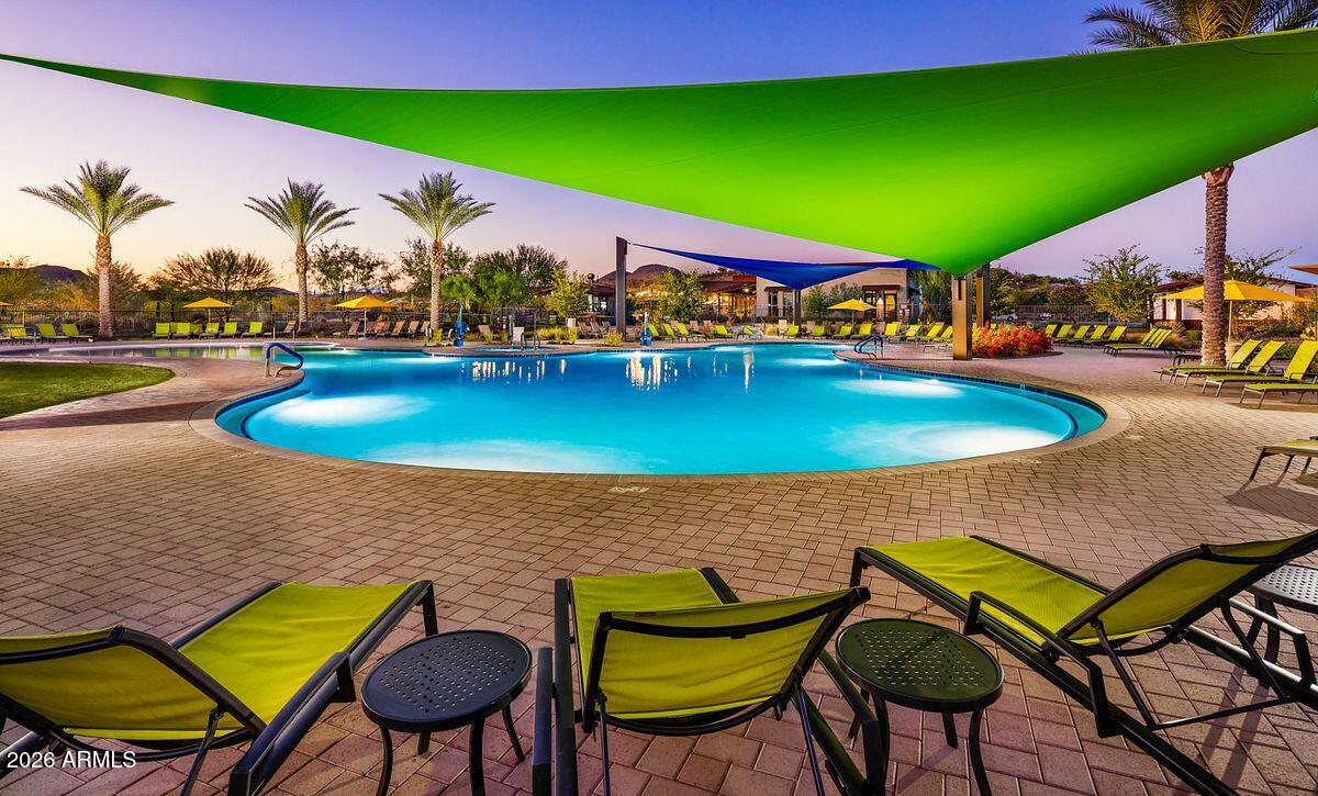 TRILOGY AT VISTANCIA - Residential