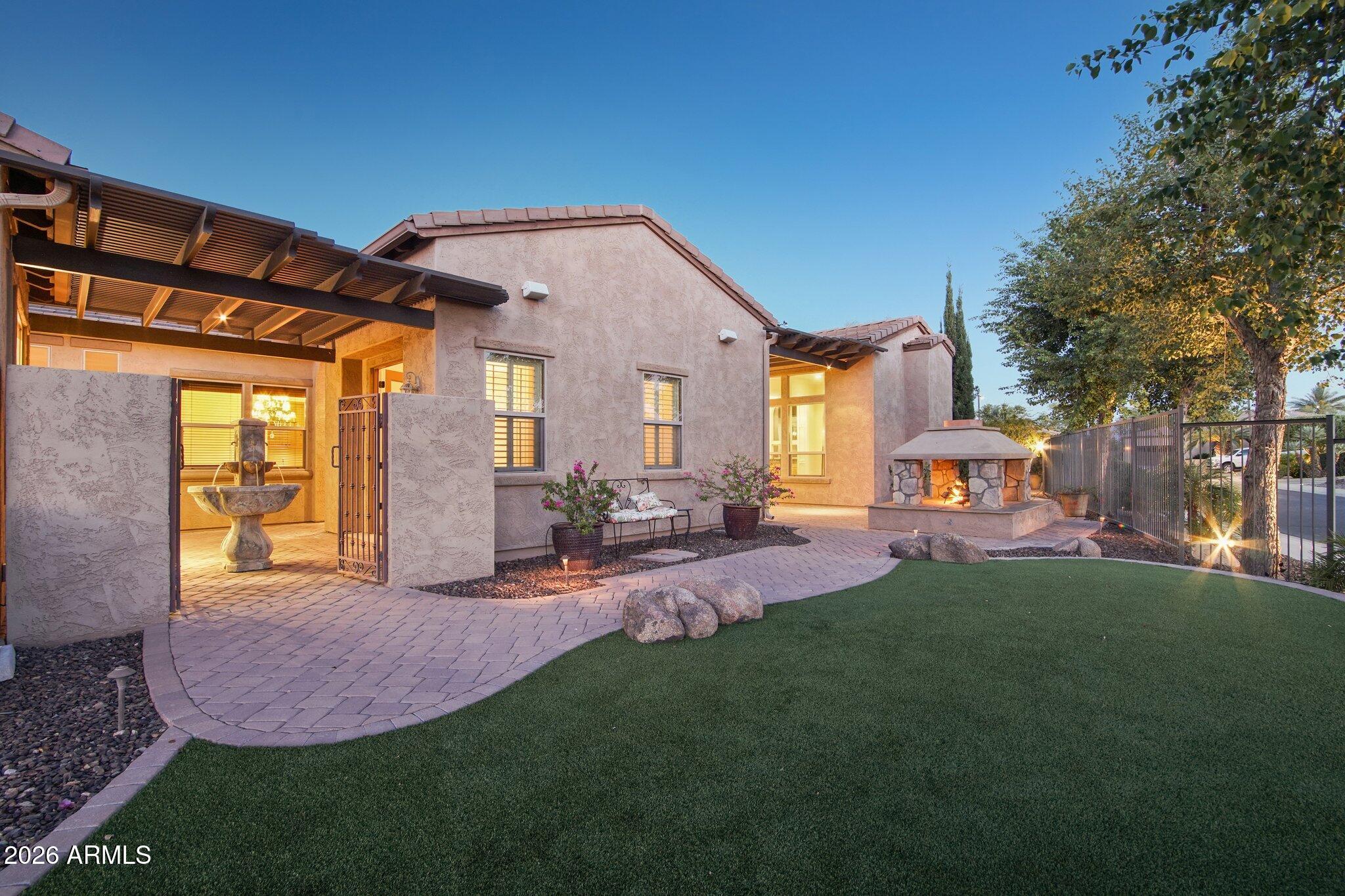 TRILOGY AT VISTANCIA - Residential
