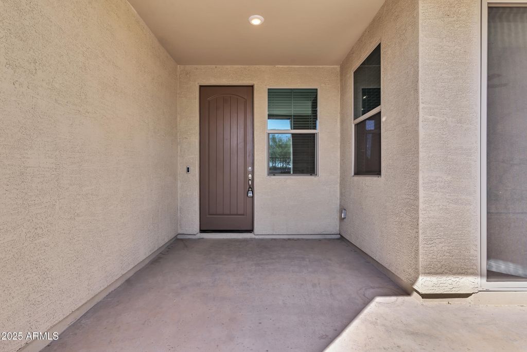 Photo of 3855 S Mcqueen Road #98, Chandler, AZ 85286 (MLS # 6927343)