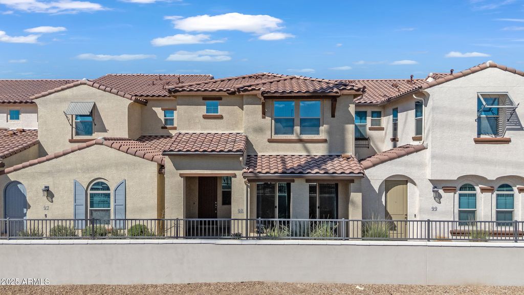 Photo of 3855 S Mcqueen Road #98, Chandler, AZ 85286 (MLS # 6927343)