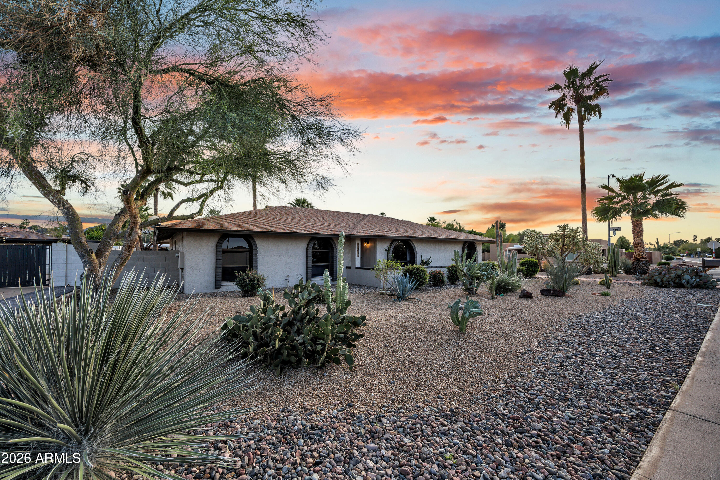 121 E Pershing Avenue