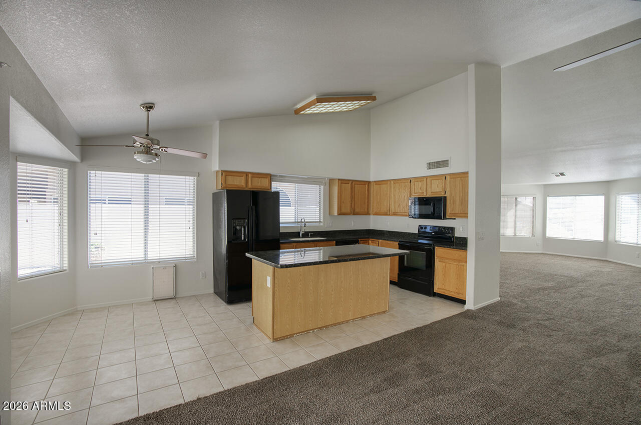 4302 E ROCK WREN Road