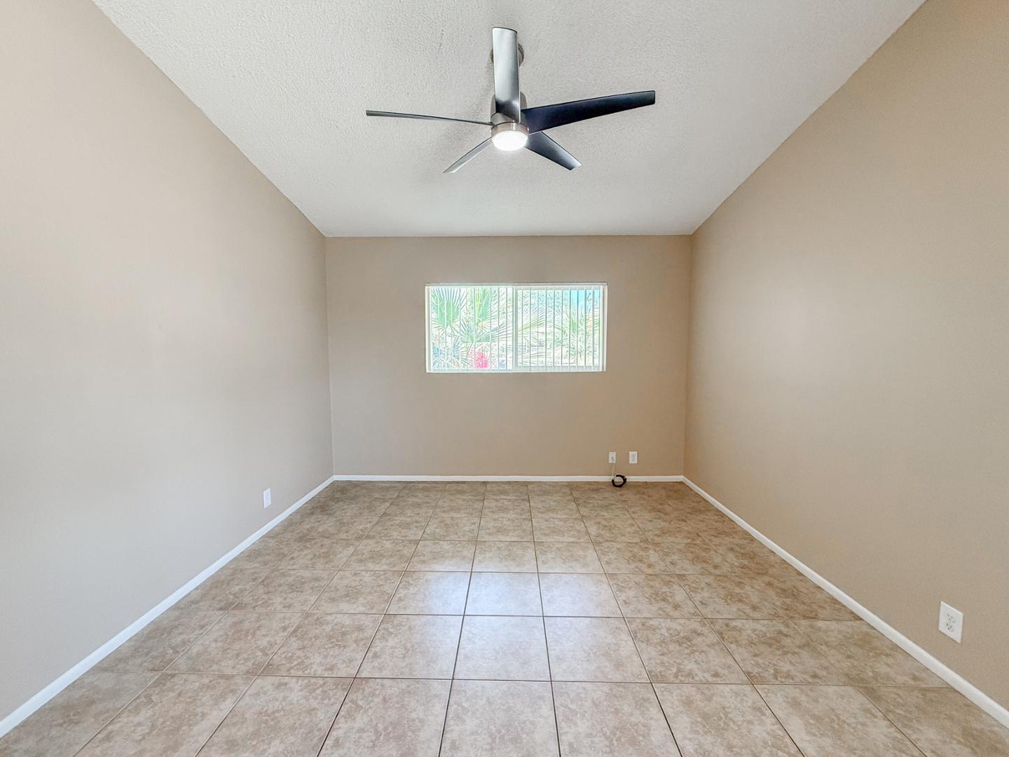 2206 S Granada Drive 5