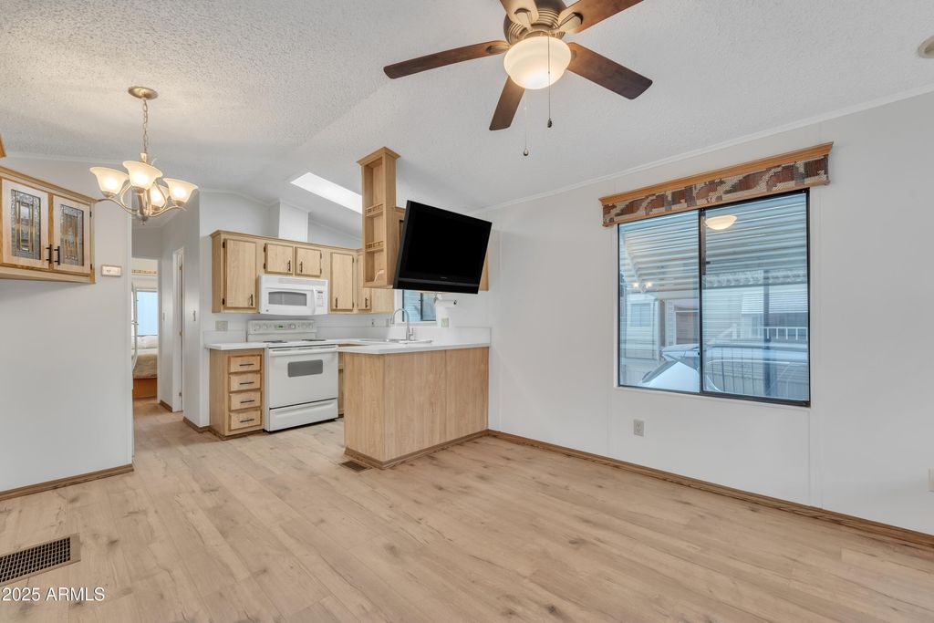 Photo of 1152 S Sioux Drive, Apache Junction, AZ 85119 (MLS # 6907706)