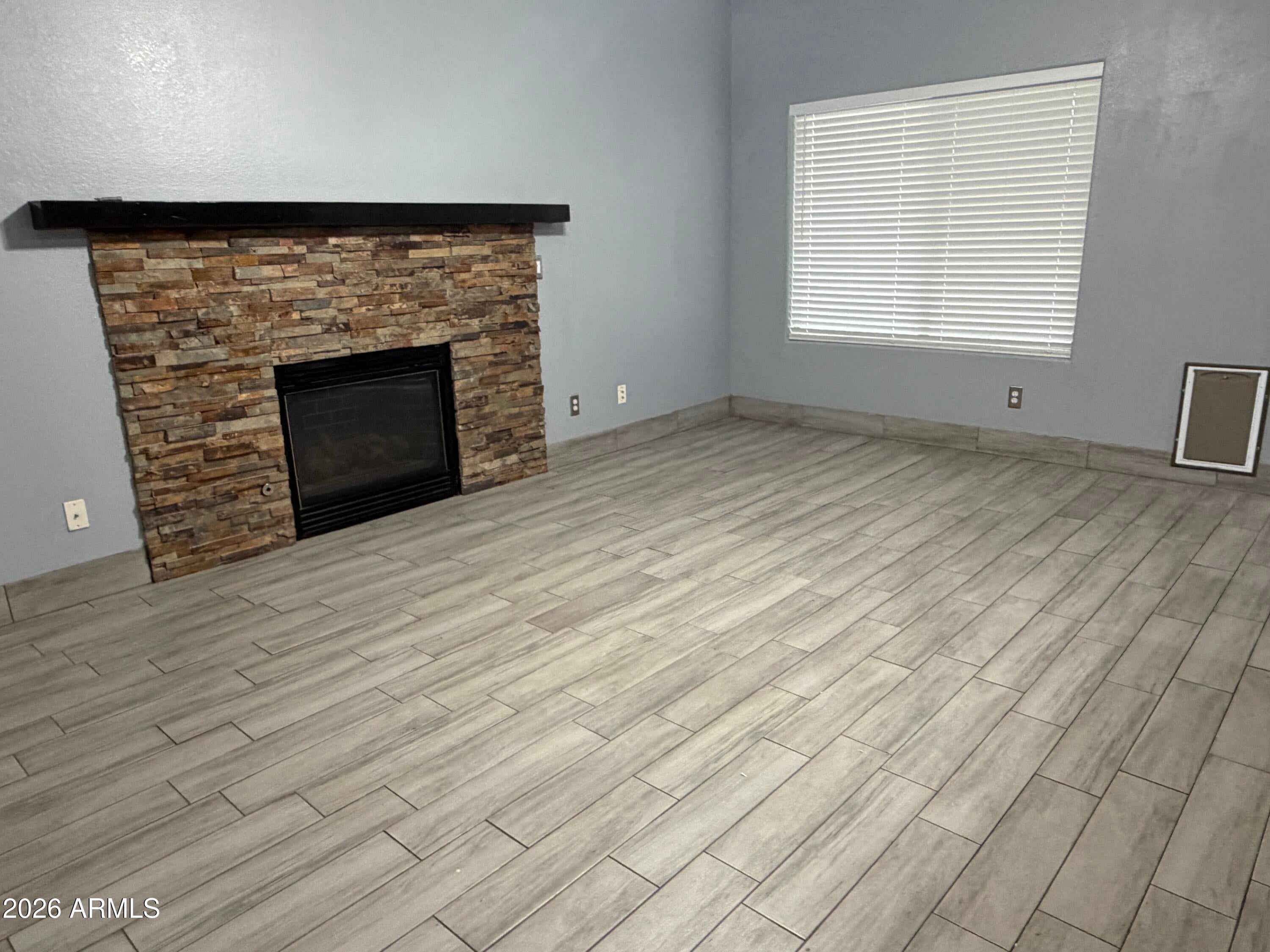 670 E PALO VERDE Street