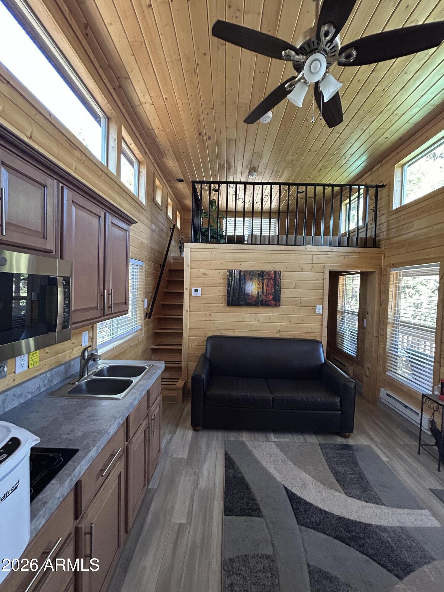 MOUNTAIN LODGES UNIT 3 PHASE 1 - Residential