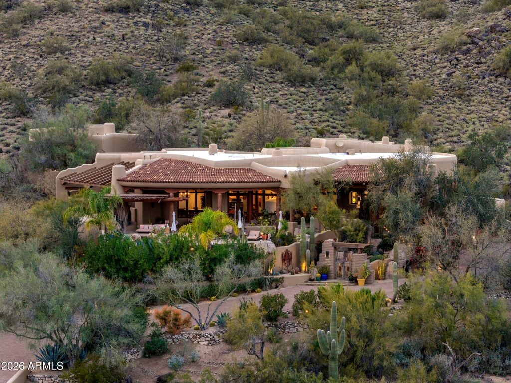 Photo of 8300 E Dixileta Drive #263, Scottsdale, AZ 85266 (MLS # 6933285)