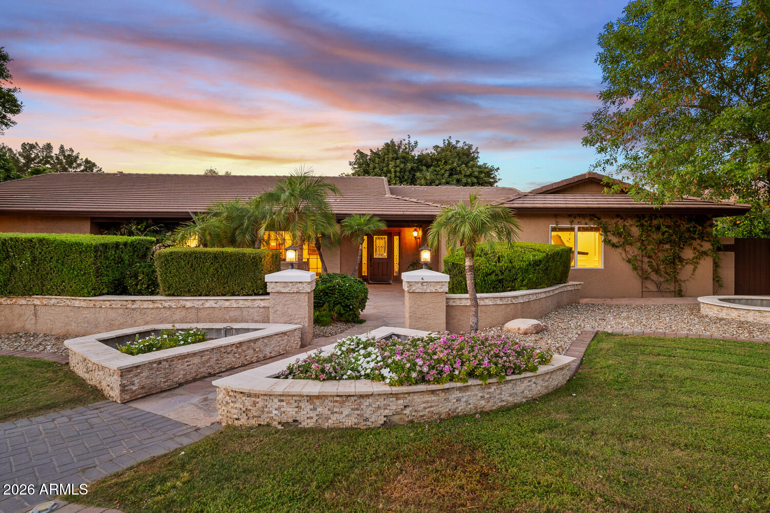 4106 E FAIRVIEW Circle