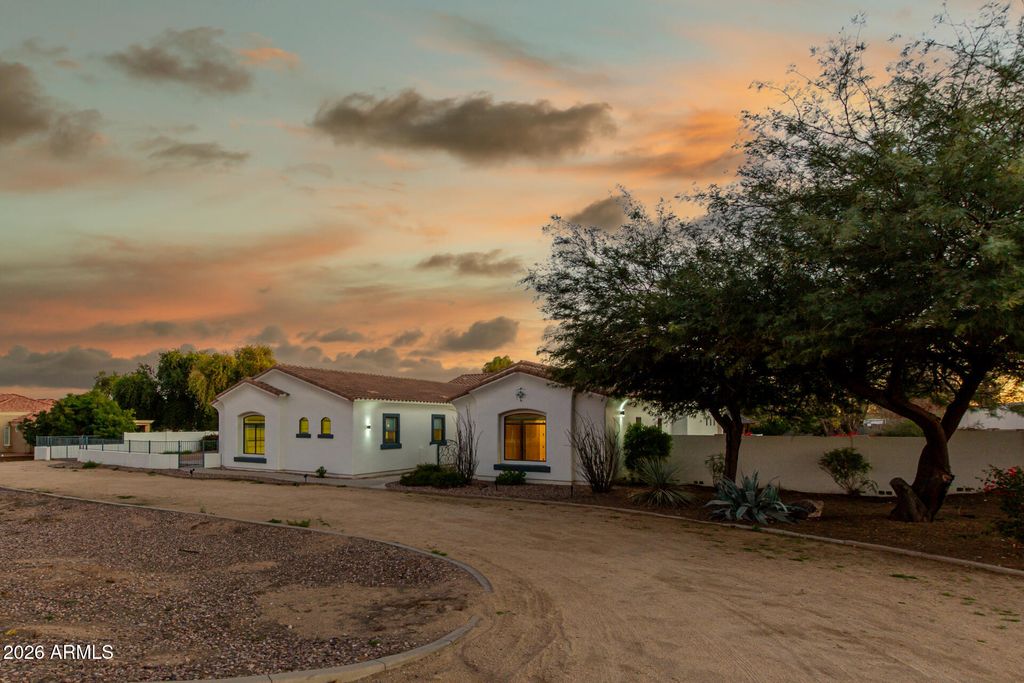 Photo of 18915 W College Drive, Litchfield Park, AZ 85340 (MLS # 6967106)