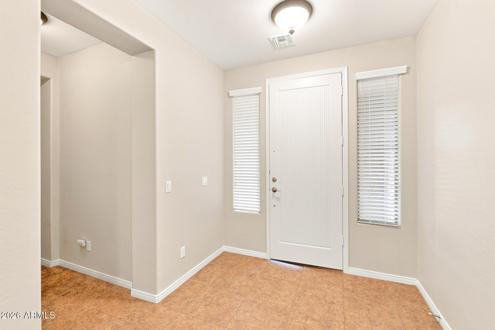 417 E CACTUS WREN Drive
