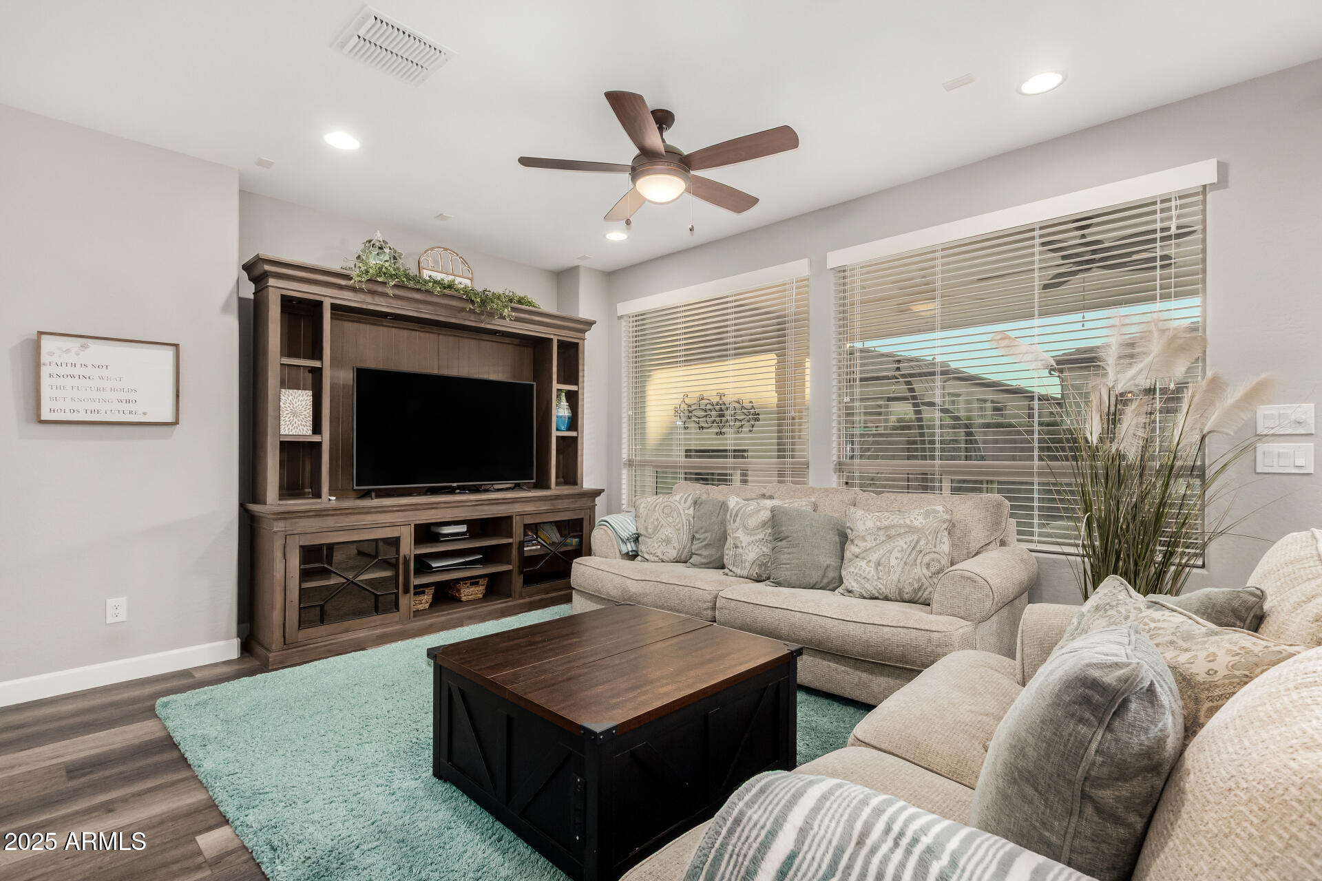 Homes for Sale in Queen Creek Arizona 4 649 E VETERANS Way