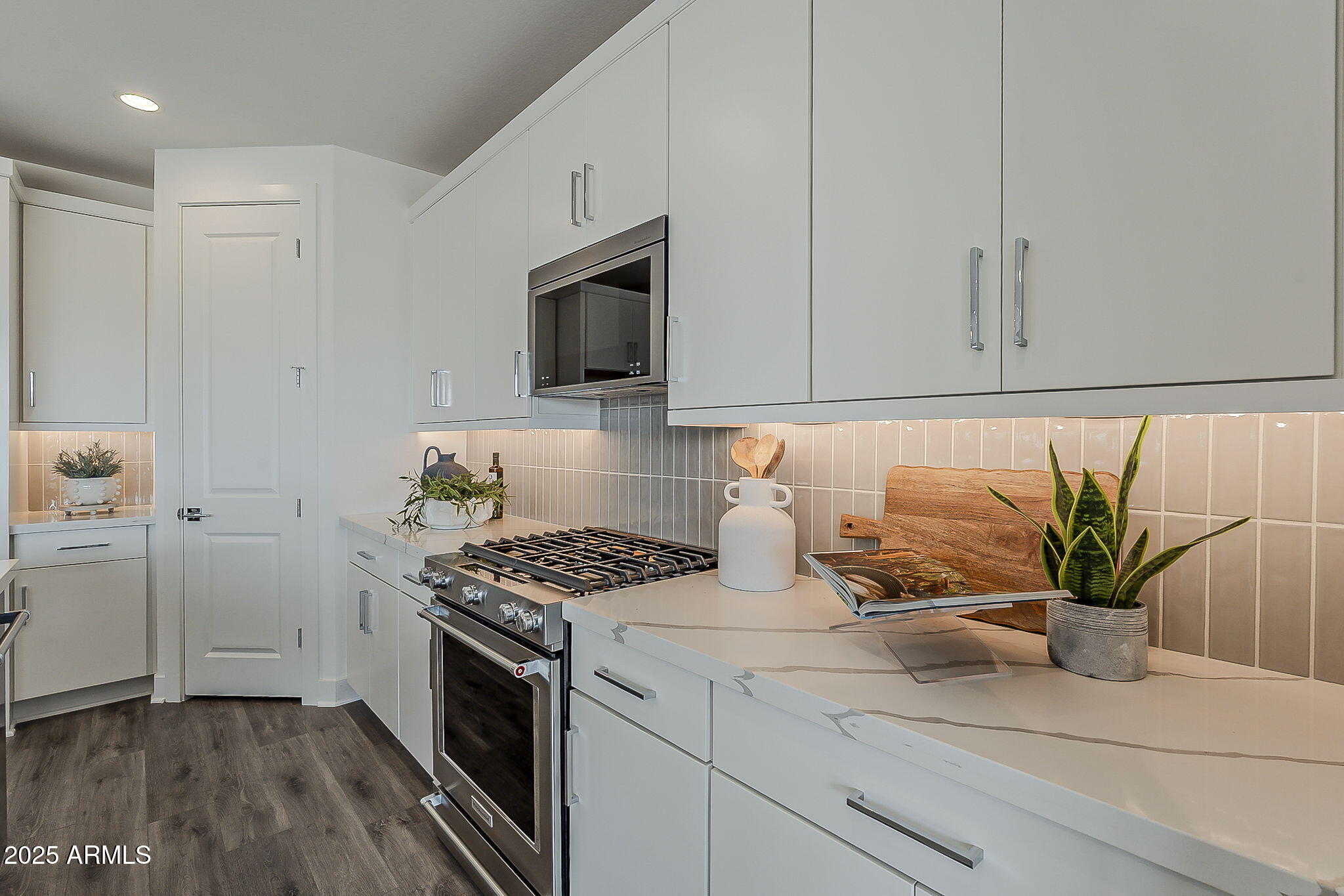 11857 N LUCKENBACH Street