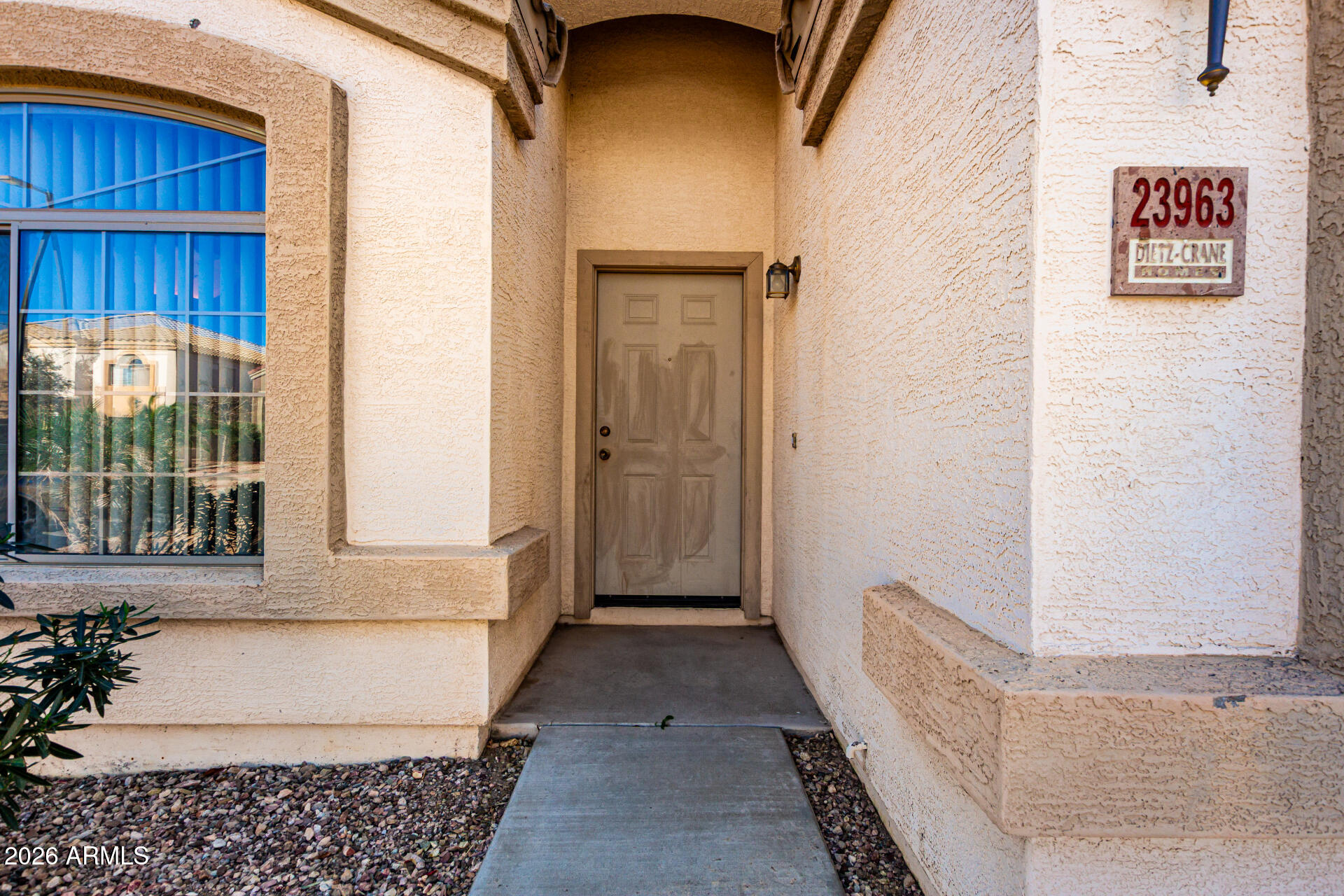 23963 W TONTO Street