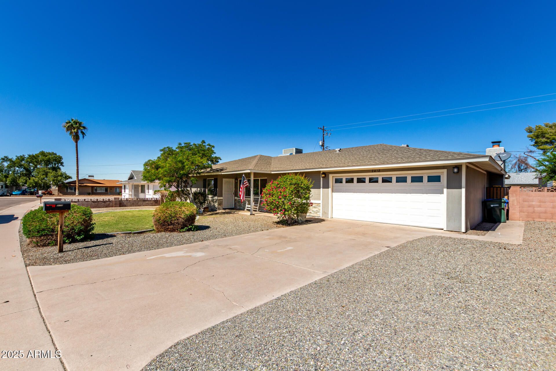 2418 W GREENBRIAR Drive