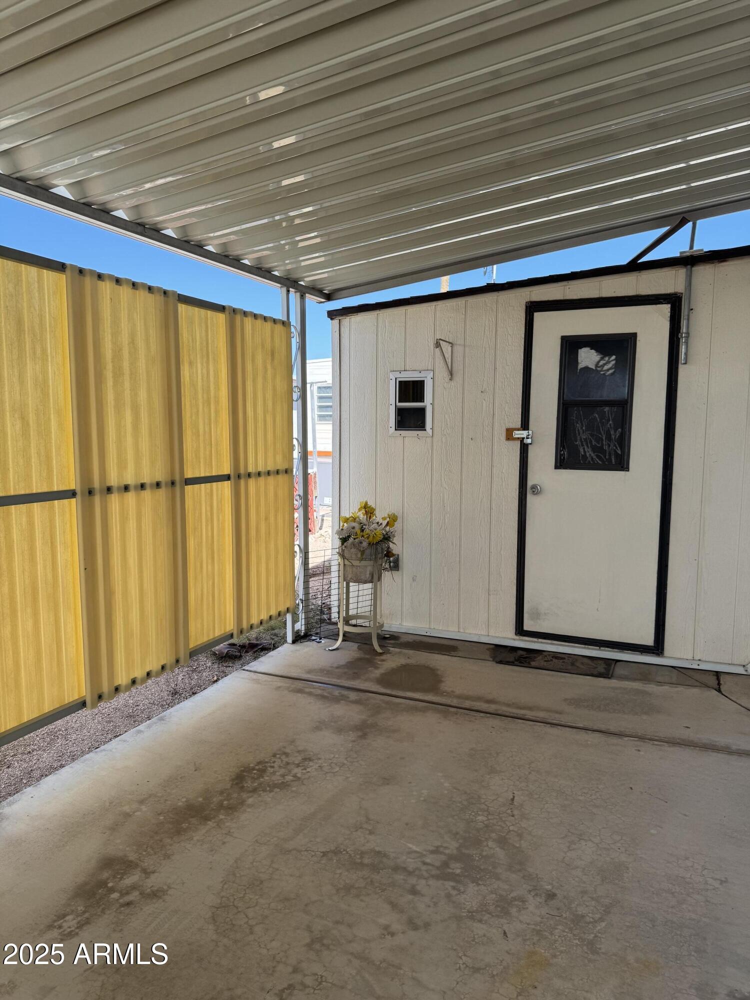 146 N MERRILL Road 118