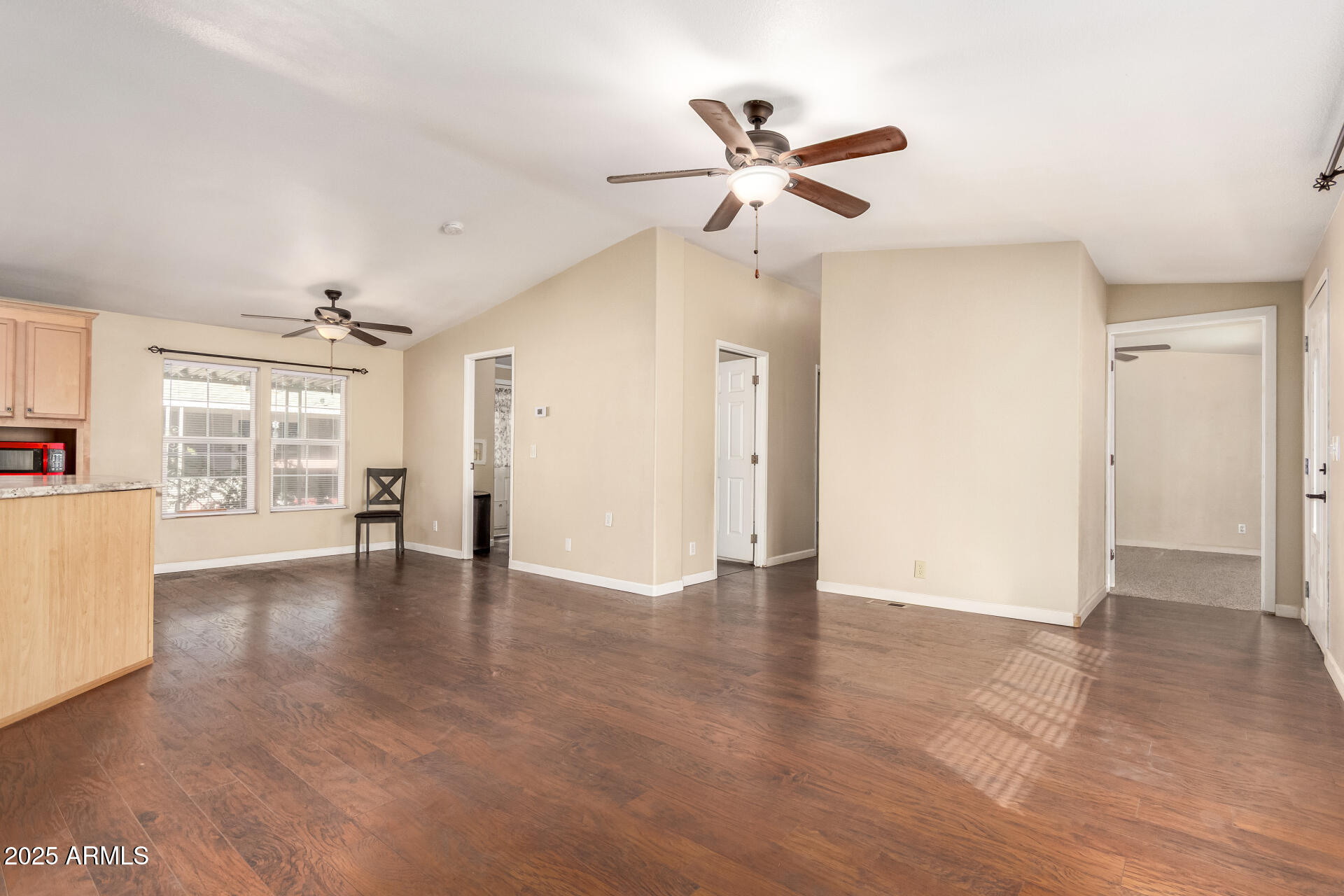 7810 W PEORIA Avenue 91