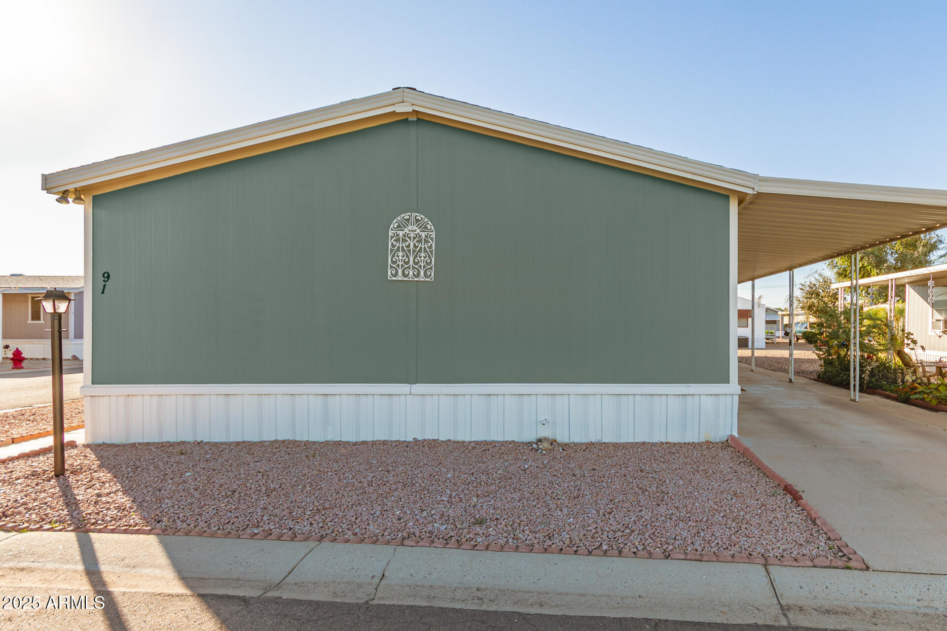 7810 W PEORIA Avenue 91