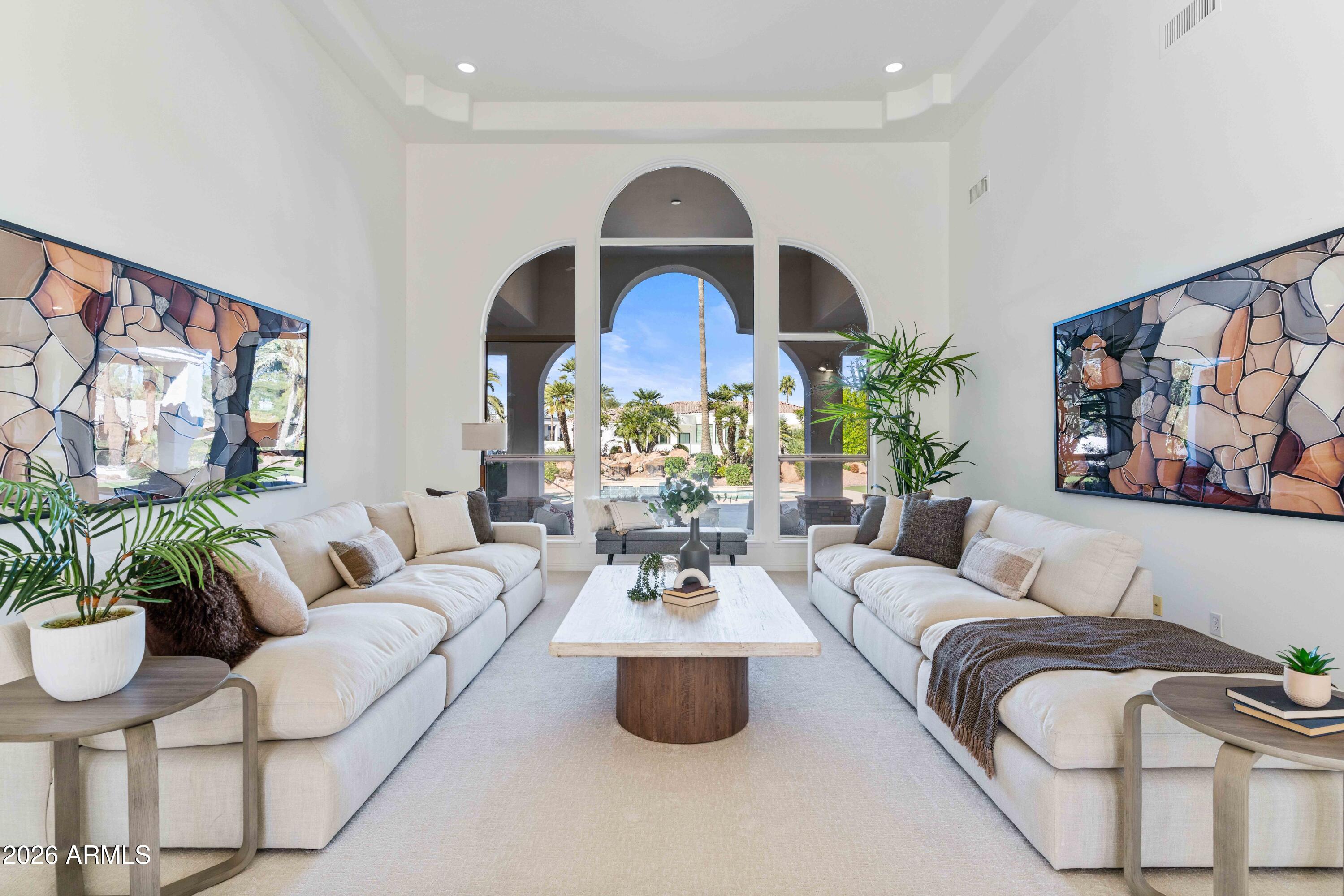 7126 E BLUEBIRD Lane