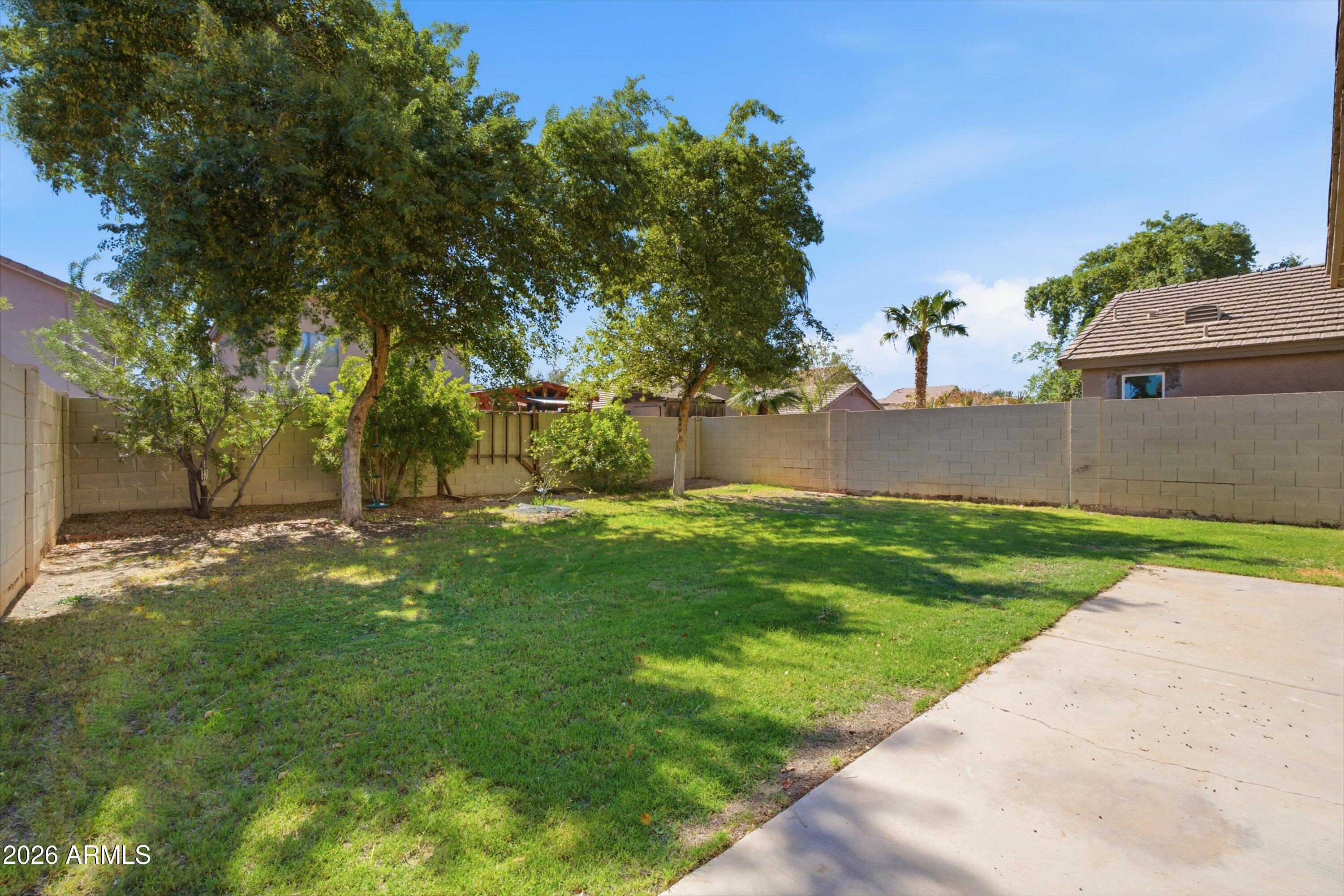 Properties 1 42443 W HILLMAN Drive