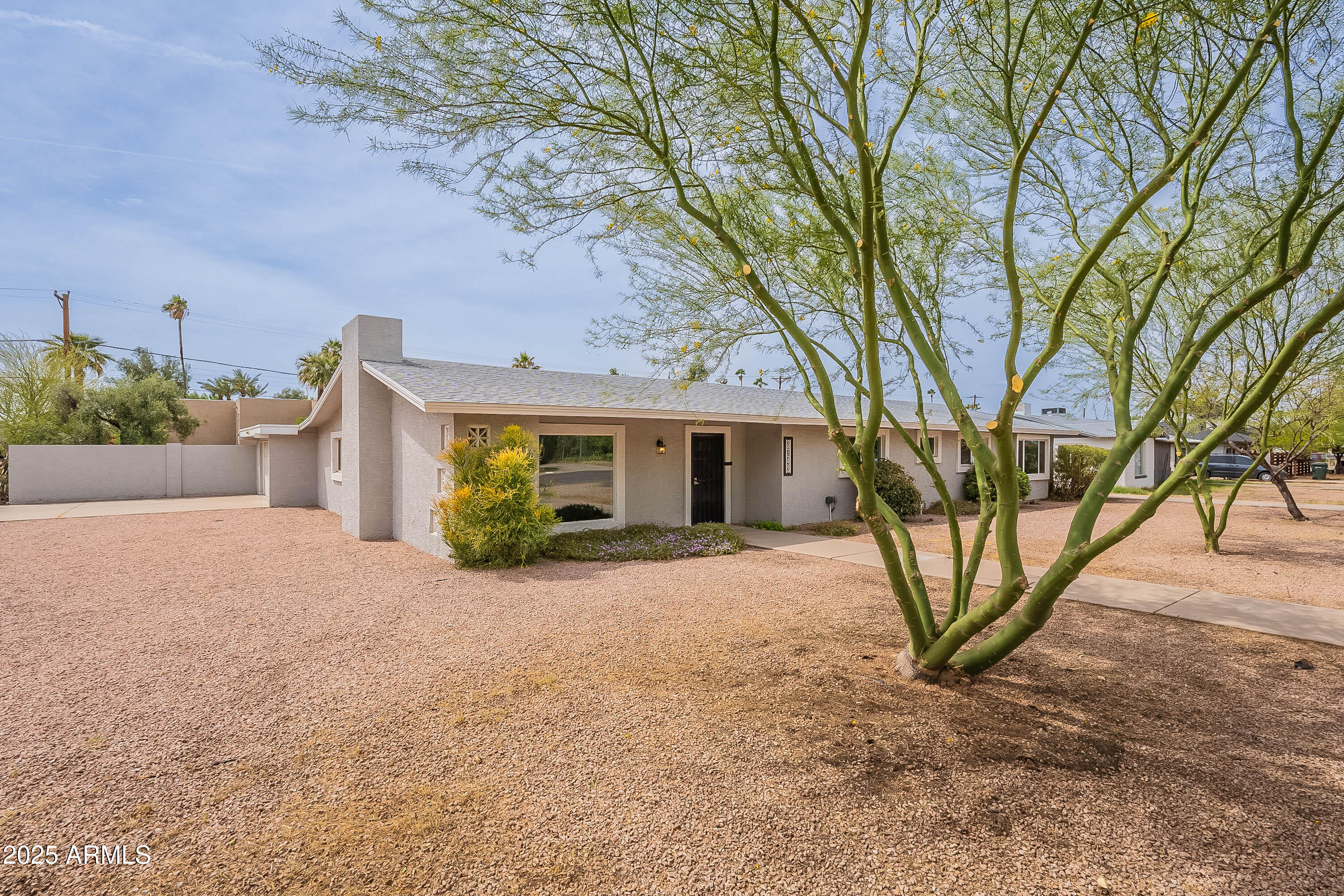 3743 E CORONADO Road