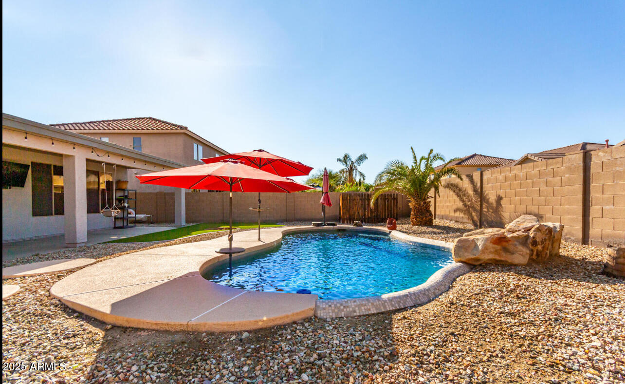 Litchfield Park, Arizona 85340, United States, 3 Bedrooms Bedrooms, ,2 BathroomsBathrooms,Residential,Pending,123704
