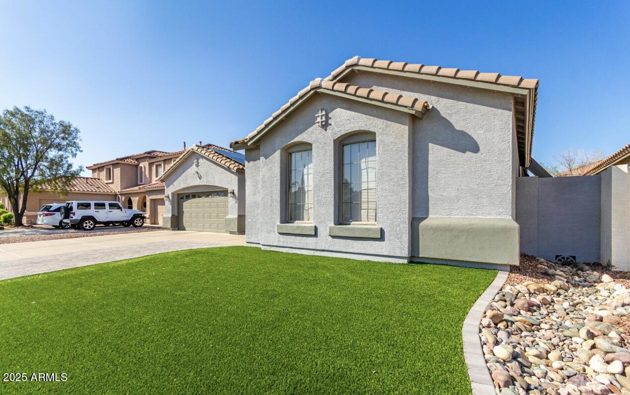 Litchfield Park, Arizona 85340, United States, 3 Bedrooms Bedrooms, ,2 BathroomsBathrooms,Residential,Pending,123704