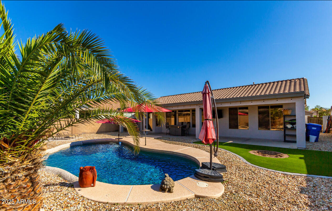 Litchfield Park, Arizona 85340, United States, 3 Bedrooms Bedrooms, ,2 BathroomsBathrooms,Residential,Pending,123704