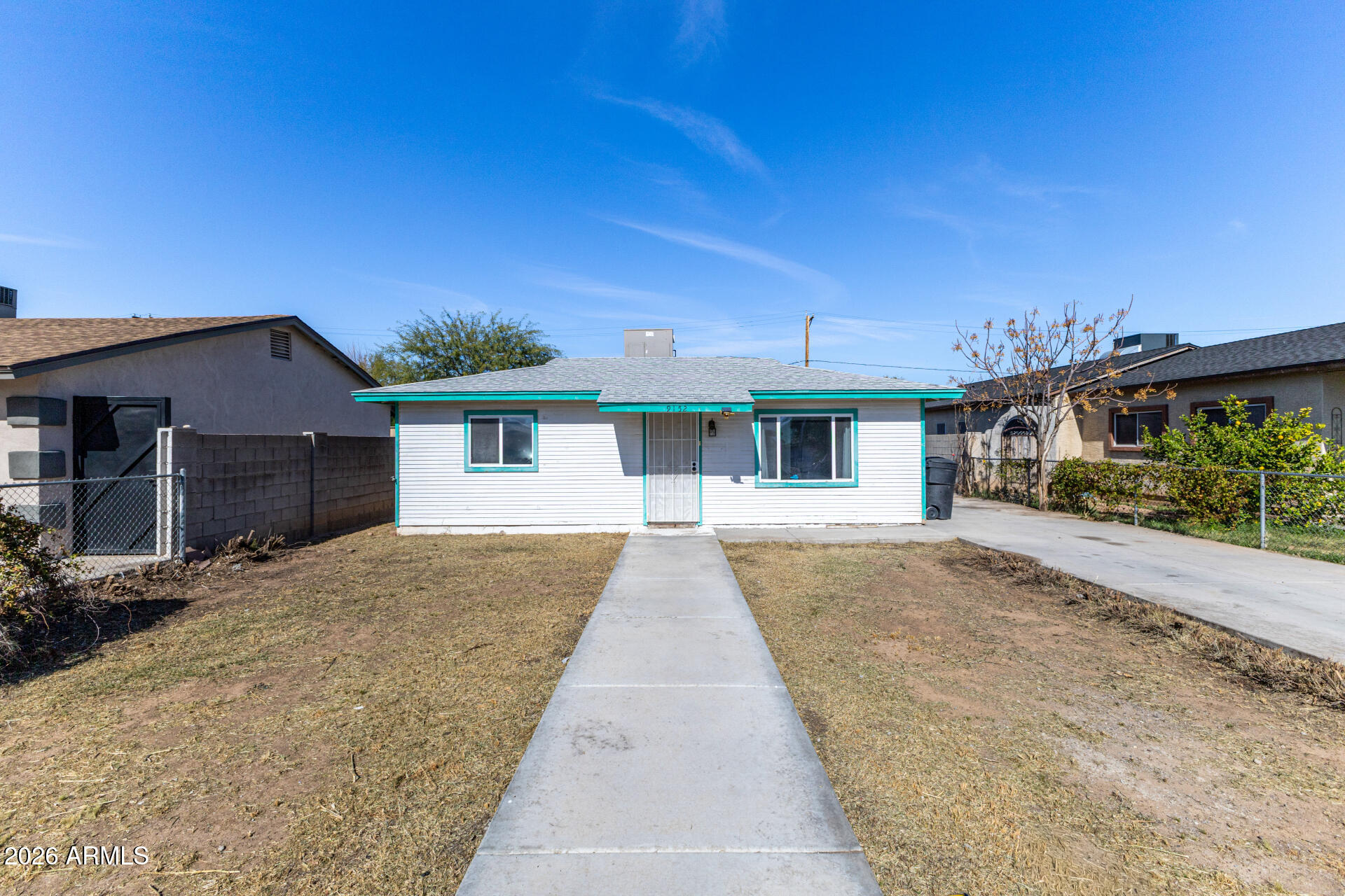 9152 W GARFIELD Street