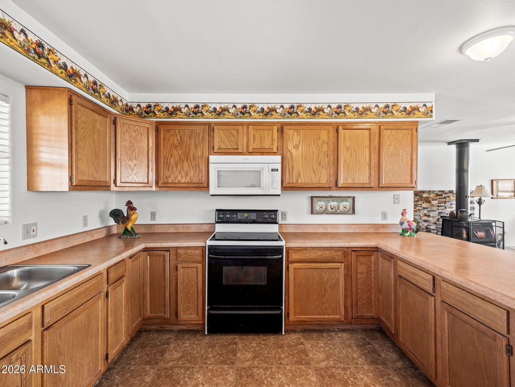 Photo of 18420 S Peeples Valley Road, Peeples Valley, AZ 86332 (MLS # 7022757)