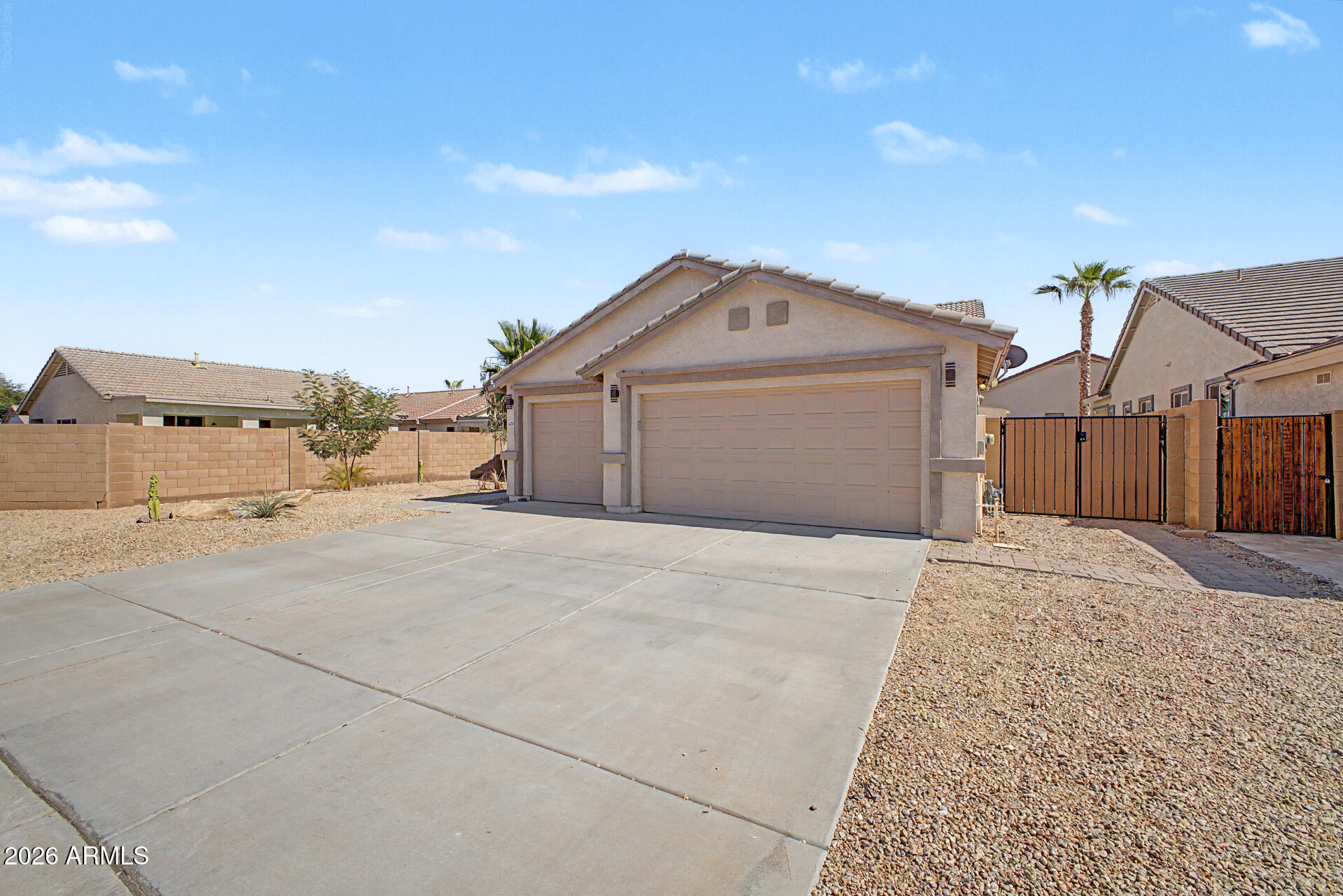 16775 W IPSWITCH Way