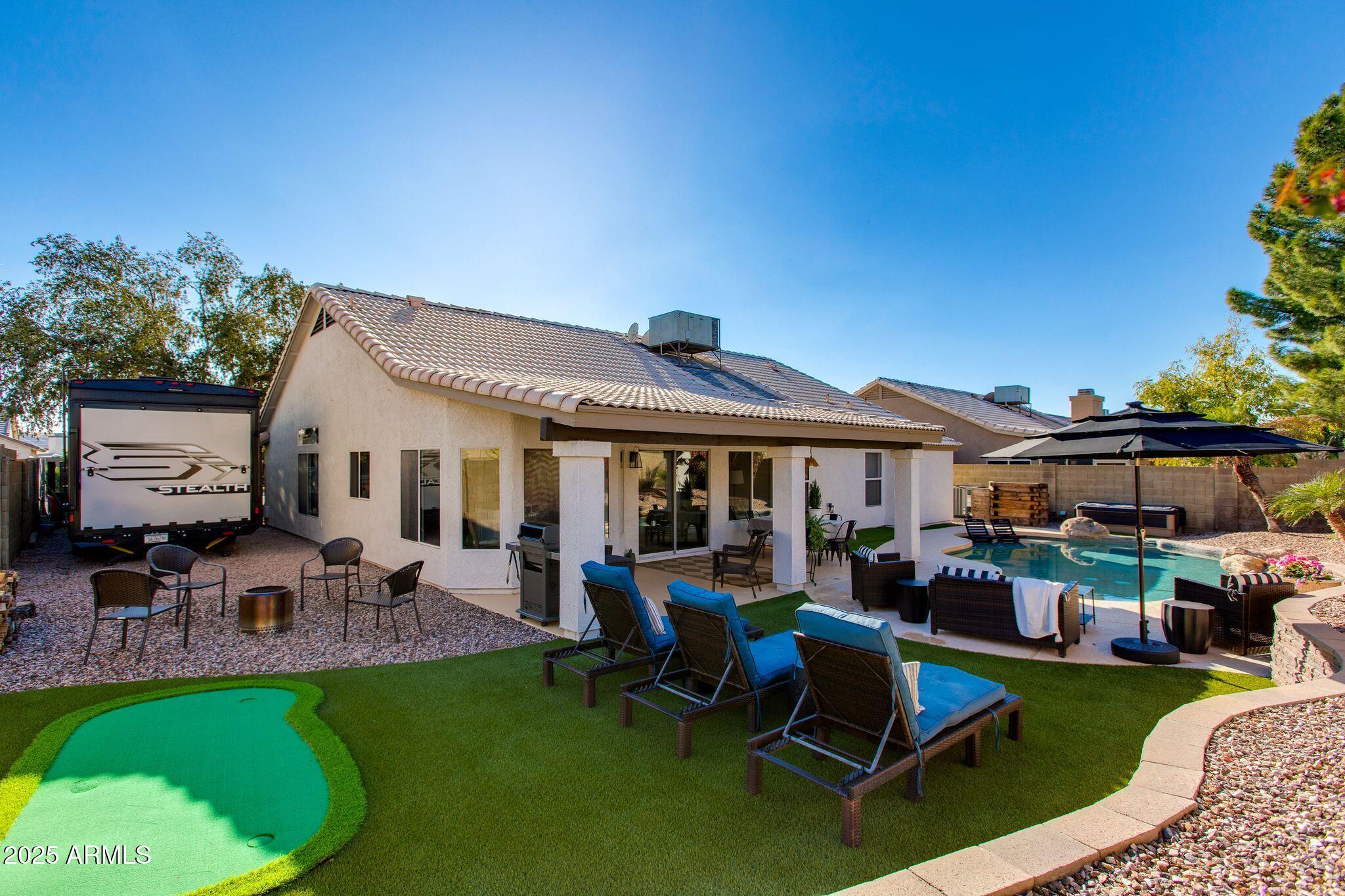 7458 E HANNIBAL Street